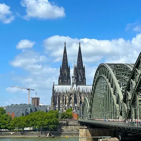 Stadtparadies In Koeln- Frechen *